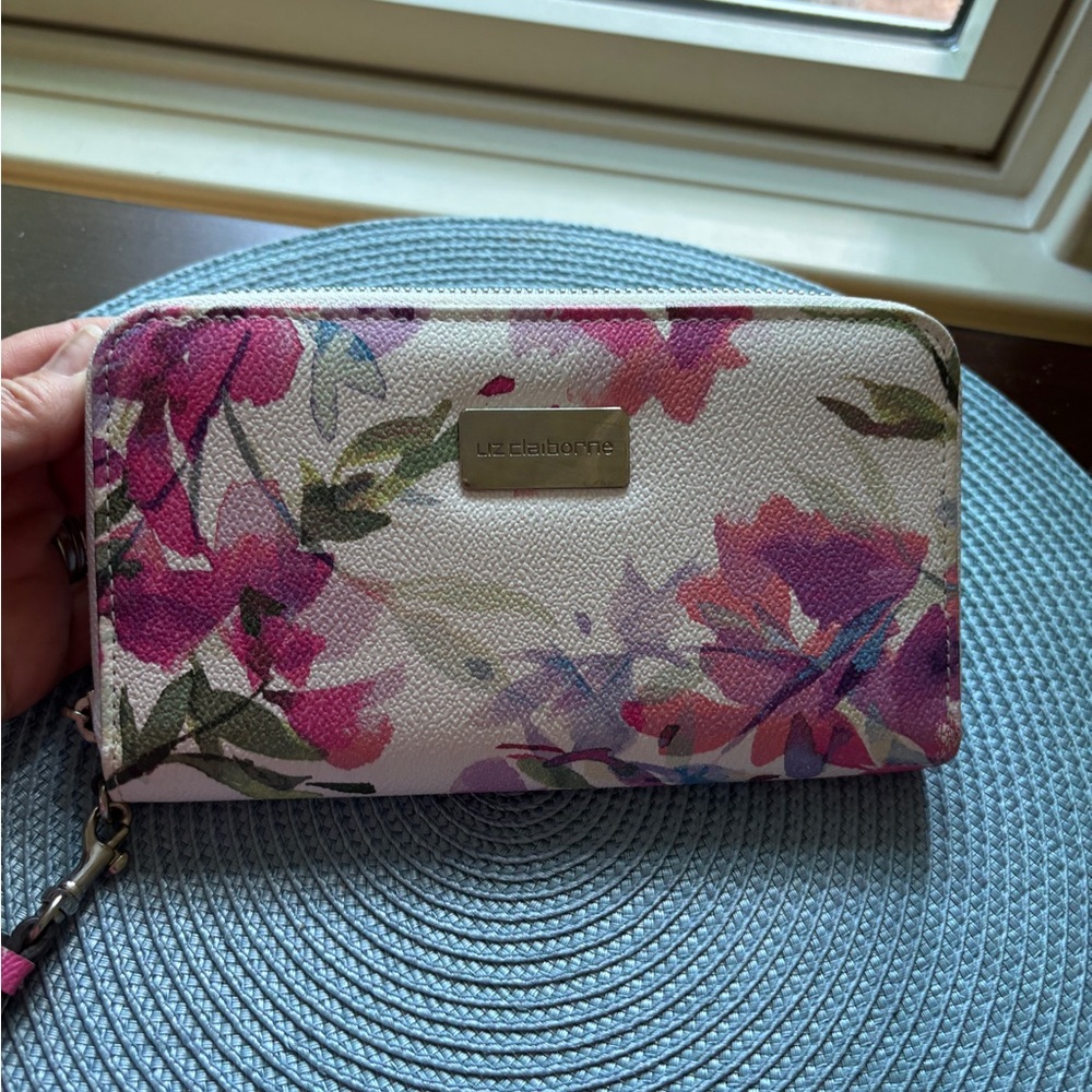 Liz Claiborne White and Pink Floral Wallet